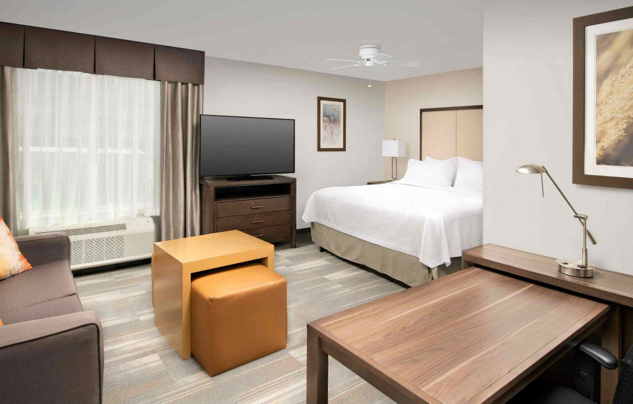 Homewood Suites By Hilton Kansas City Speedway Exterior foto